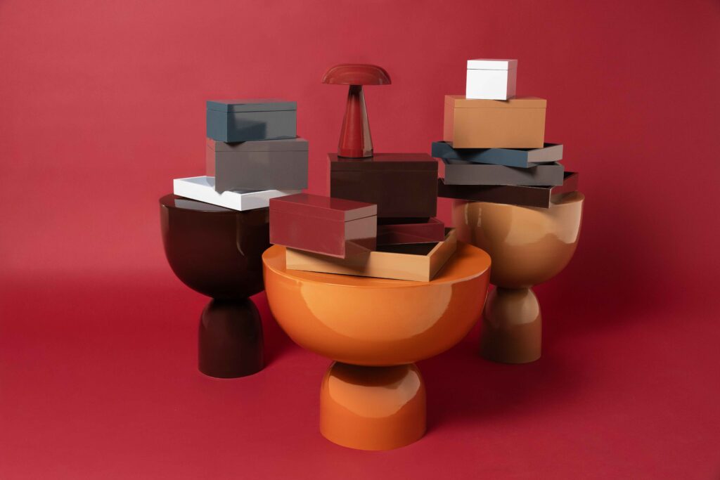 Glossy Akzente: So bringt man mehr Strahlkraft ins Zuhause