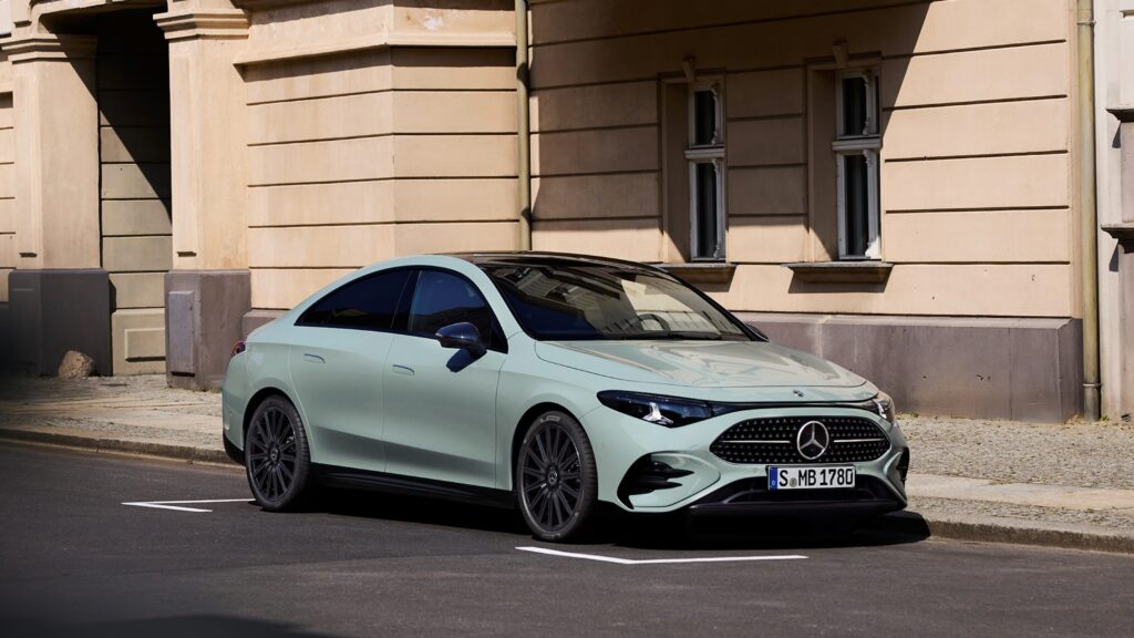 Der neue elektrische CLA ist „Car of the Year 2026“