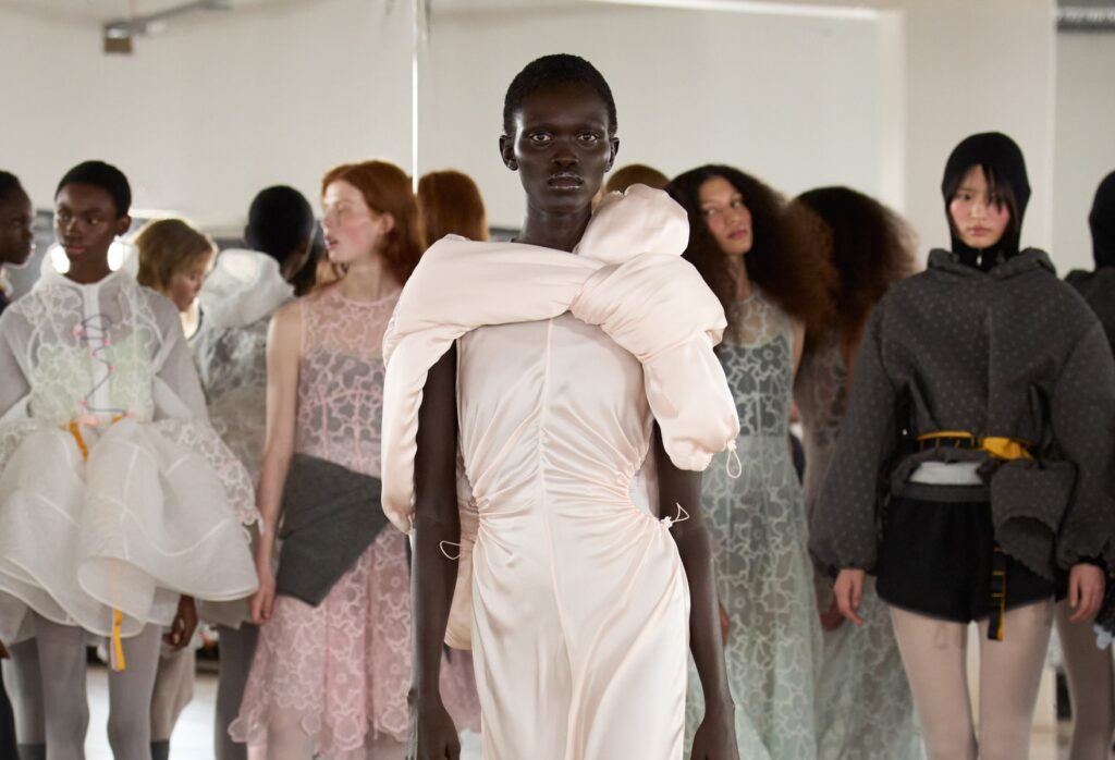 Cecilie Bahnsen präsentiert ihre Fall Winter 2026 Collection „Practice“