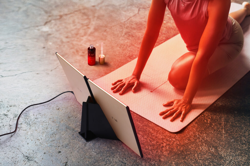 Das neue FAQ™ Dual LED Panel bringt Hightech-Skincare nach Hause