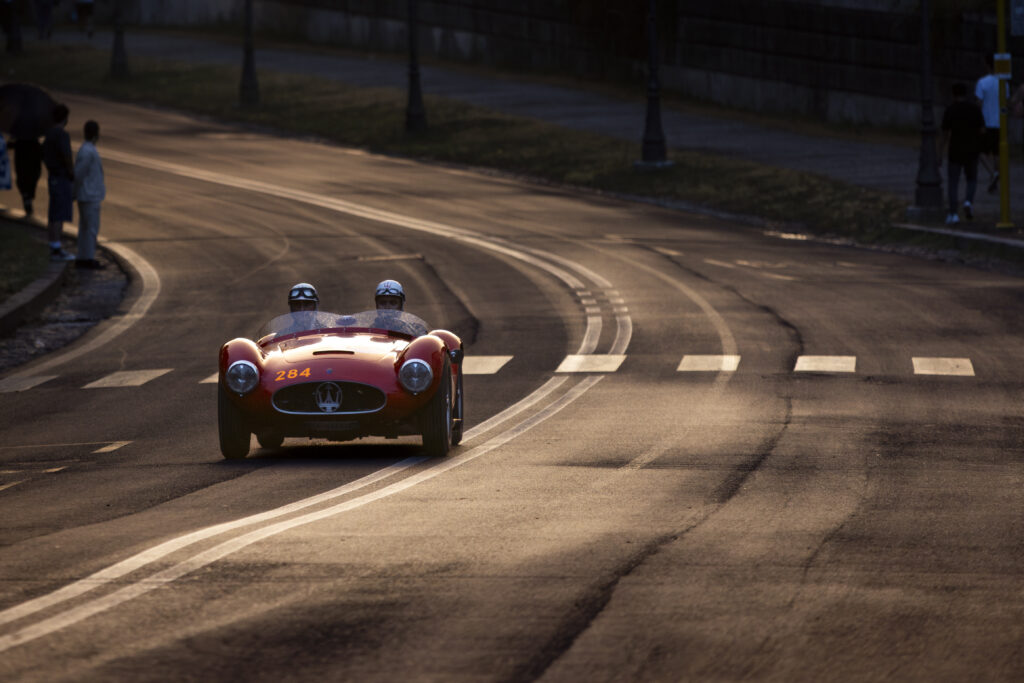 Maserati bei der 1000 Miglia 2026: Das sportliche Erbe des Dreizacks kehrt auf die Strasse zurück