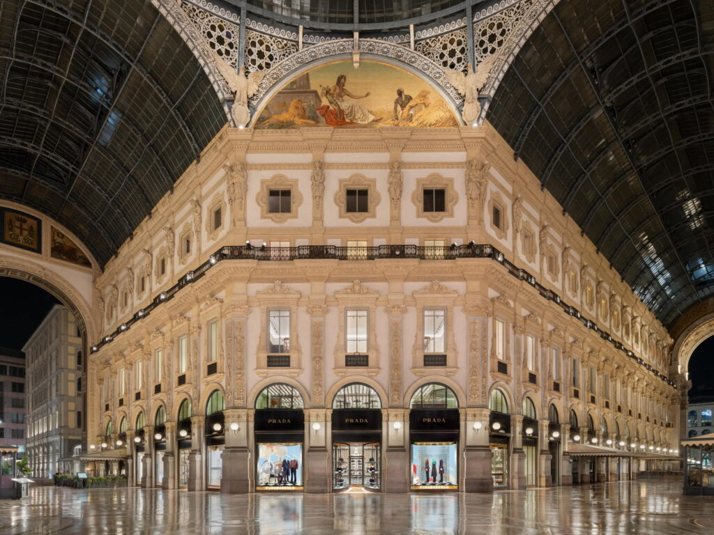 Prada eröffnet Prada Galleria