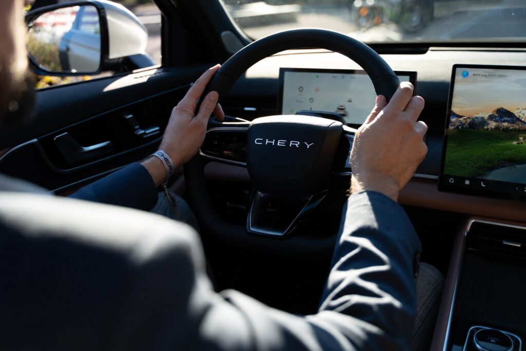 CHERY startet mit zehn Standorten in der Schweiz
